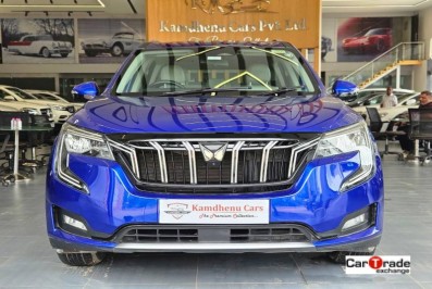 Mahindra XUV700 AX 7 Diesel AT 7 STR