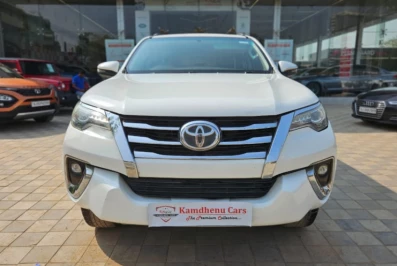 Toyota Fortuner 4*2 AT