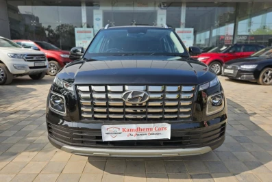 Hyundai Venue 1.5 CRDI MT SX(O)