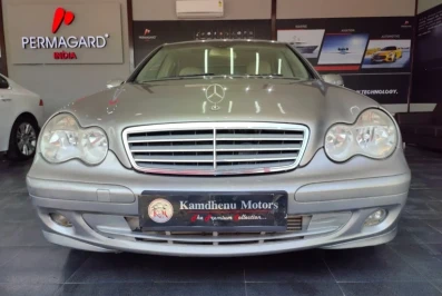 Mercedes Benz C Class 220 CDI Elegance AT