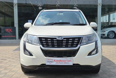 Mahindra XUV500 FWD W11 AT