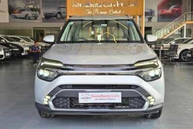 Kia Carens  6MT LUXURYLINE
